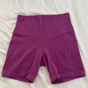 Lululemon align with pockets 6” size 8